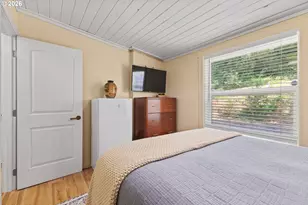 204 S Irving St, Coquille, OR 97423 - Photo 33