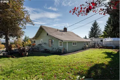 32378 Jp West Rd, Scappoose, OR 97056 - Photo 3