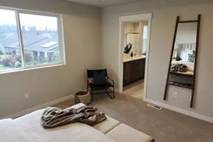 2920 Olympic St, Woodburn, OR 97071 - Photo 9