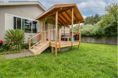 291 NW 1st St, Warrenton, OR 97146 - Photo 1