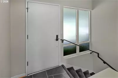 5211 SW 19th Dr, Portland, OR 97239 - Photo 3