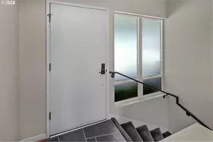 5211 SW 19th Dr, Portland, OR 97239 - Photo 3