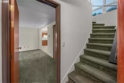 5211 SW 19th Dr, Portland, OR 97239 - Photo 17