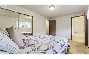 816 NE 193rd Ave, Portland, OR 97230 - Photo 11