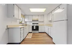 816 NE 193rd Ave, Portland, OR 97230 - Photo 7