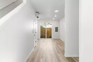 7473 N New York Ave, Portland, OR 97203 - Photo 5