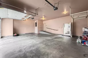 885 G St, Baker City, OR 97814 - Photo 23