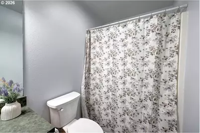 682 NW 9th St, Warrenton, OR 97146 - Photo 15