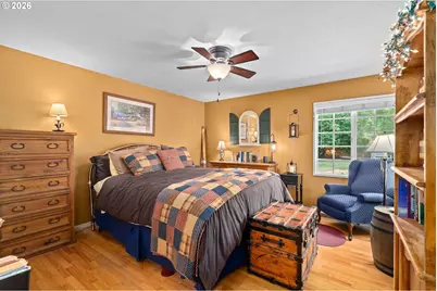 12115 SW Faircrest St, Portland, OR 97225 - Photo 27
