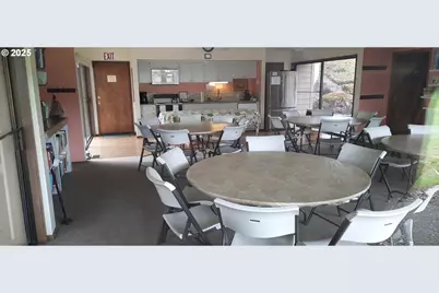 12605 NE Shaver St, Portland, OR 97230 - Photo 39