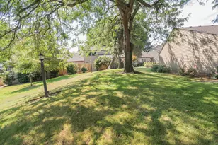 12605 NE Shaver St, Portland, OR 97230 - Photo 33