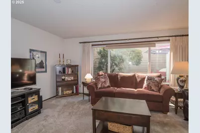 12605 NE Shaver St, Portland, OR 97230 - Photo 19