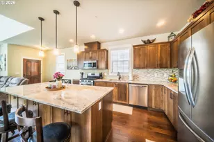 29078 SW Costa Cir W, Wilsonville, OR 97070 - Photo 7