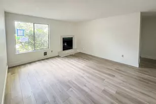 650 SW Meadow Dr, Beaverton, OR 97006 - Photo 3