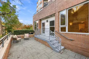 1132 SW 19th Ave, Portland, OR 97205 - Photo 31
