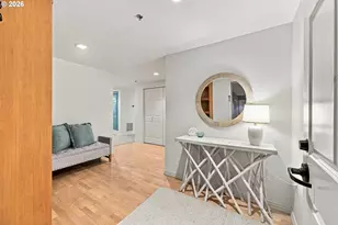 1132 SW 19th Ave, Portland, OR 97205 - Photo 13