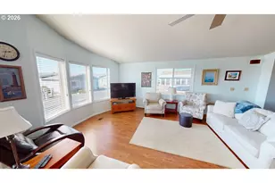 94120 Strahan St, Gold Beach, OR 97444 - Photo 5