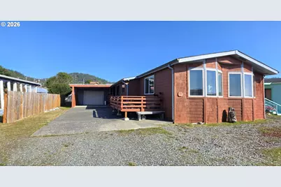 94120 Strahan St #11, Gold Beach, OR 97444 - Photo 1