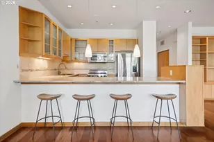 1030 NW Johnson St, Portland, OR 97209 - Photo 9