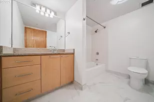 1030 NW Johnson St, Portland, OR 97209 - Photo 35
