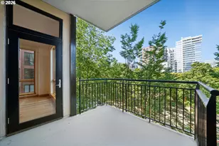 1030 NW Johnson St, Portland, OR 97209 - Photo 17