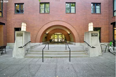 1030 NW Johnson St #323, Portland, OR 97209 - Photo 3