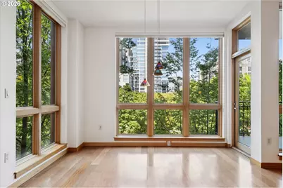 1030 NW Johnson St #323, Portland, OR 97209 - Photo 15