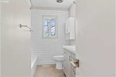 1725 Grant St NE, Salem, OR 97301 - Photo 21