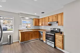1725 Grant St NE, Salem, OR 97301 - Photo 13