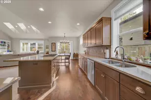 2138 Country Haven Dr, Eugene, OR 97408 - Photo 13