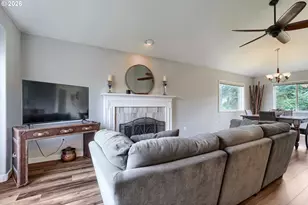 630 NW Klickitat St, Camas, WA 98607 - Photo 7