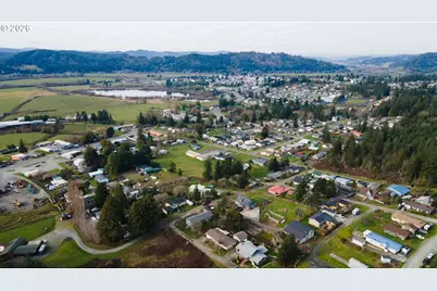 2031 Kincheloe Ln, Myrtle Point, OR 97458 - Photo 7