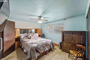 2031 Kincheloe Ln, Myrtle Point, OR 97458 - Photo 19