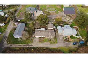 2031 Kincheloe Ln, Myrtle Point, OR 97458 - Photo 5