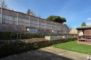 7929 SW 4th Ave, Portland, OR 97219 - Photo 35