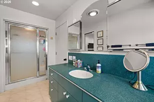 7929 SW 4th Ave, Portland, OR 97219 - Photo 17