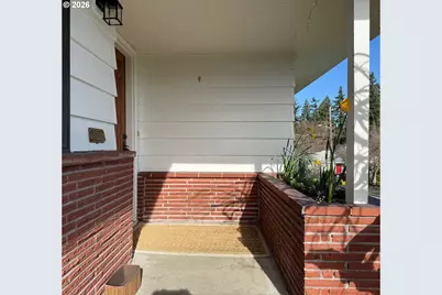 7929 SW 4th Ave, Portland, OR 97219 - Photo 3