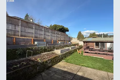 7929 SW 4th Ave, Portland, OR 97219 - Photo 33