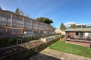 7929 SW 4th Ave, Portland, OR 97219 - Photo 33