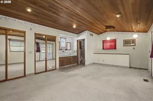 18989 NE Marine Dr, Portland, OR 97230 - Photo 23