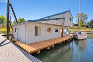 18989 NE Marine Dr, Portland, OR 97230 - Photo 5