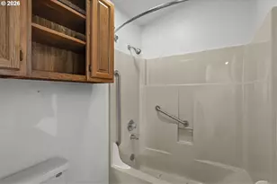 18989 NE Marine Dr, Portland, OR 97230 - Photo 25