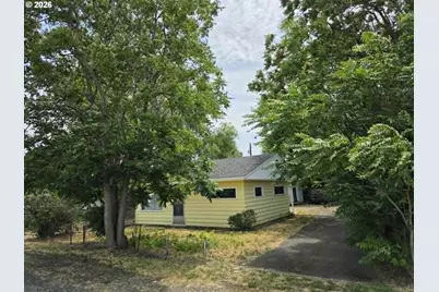 746 Lee St, The Dalles, OR 97058 - Photo 3