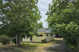 746 Lee St, The Dalles, OR 97058 - Photo 3