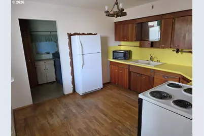 746 Lee St, The Dalles, OR 97058 - Photo 9