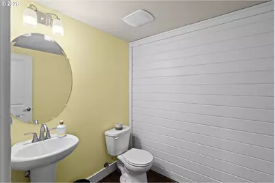 28432 SW Orleans Ave, Wilsonville, OR 97070 - Photo 17
