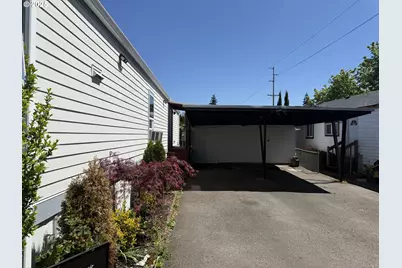 13045 SE Stark St #124, Portland, OR 97233 - Photo 15