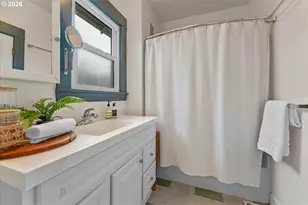 8547 N Oswego Ave, Portland, OR 97203 - Photo 25