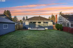 5818 NE 35th Pl, Portland, OR 97211 - Photo 31