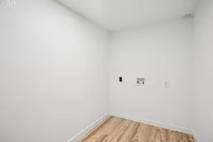 5818 NE 35th Pl, Portland, OR 97211 - Photo 21